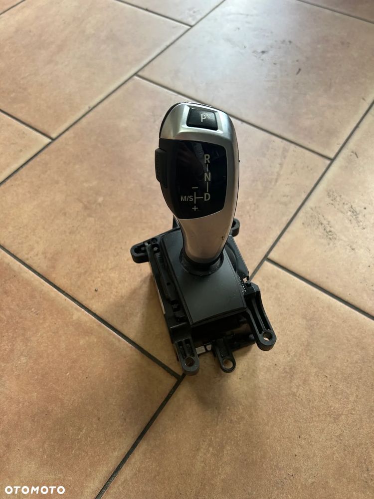 BMW F01 F07 10 F11 X3 F25 LEWAREK ZMIANY BIEGÓW AUTOMAT 9260972 - 1