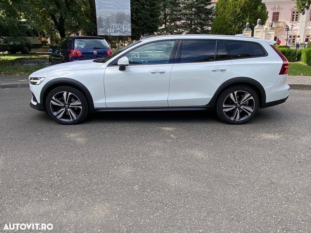 Volvo V60 V60CC D4 AWD Momentum Pro - 2