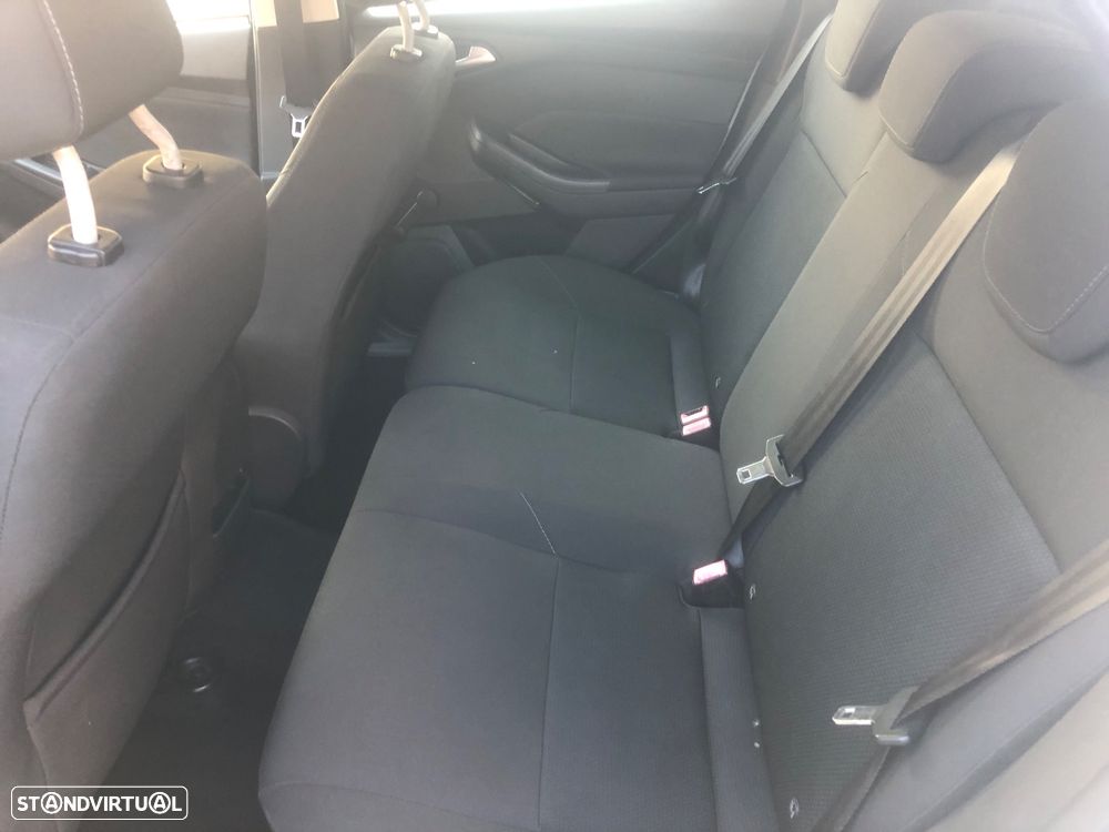Ford Focus 1.5 TDCi Trend+ - 8