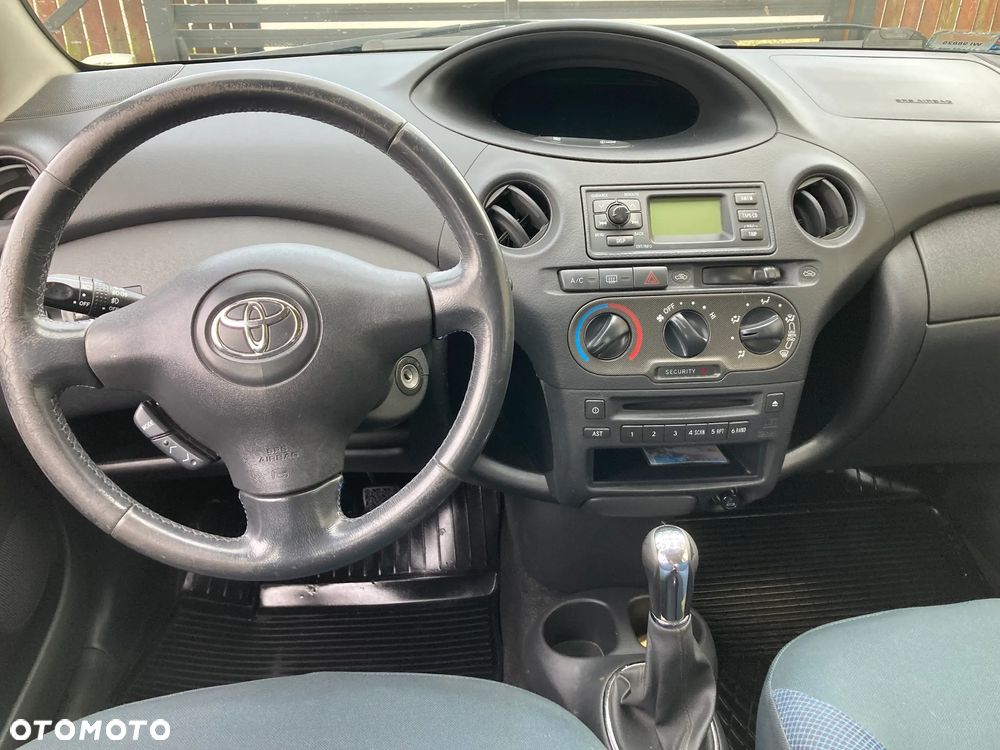Toyota Yaris 1.3 Sol - 6