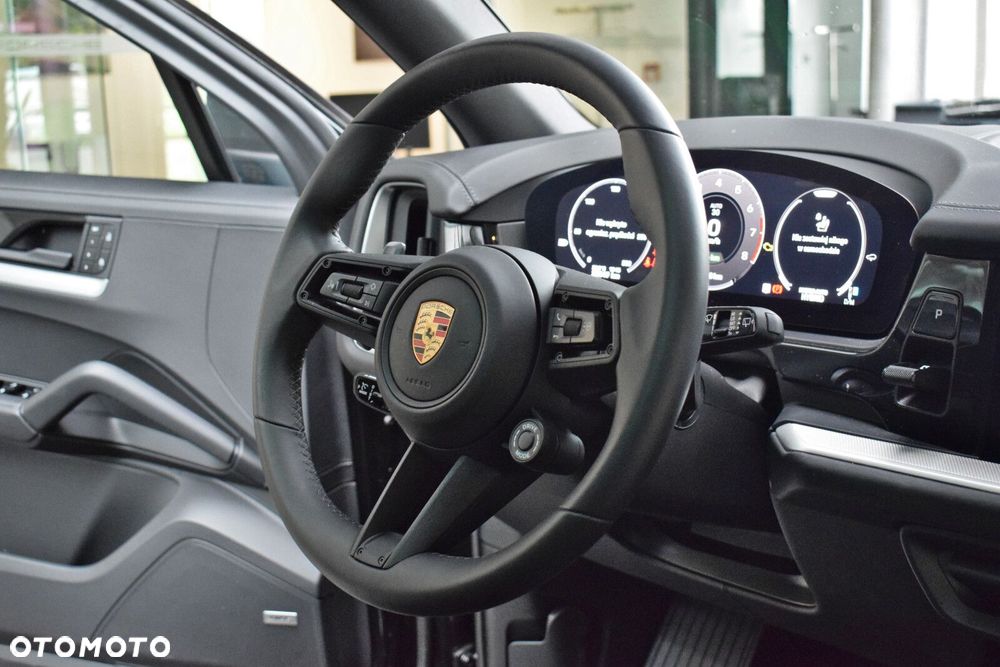 Porsche Cayenne - 11