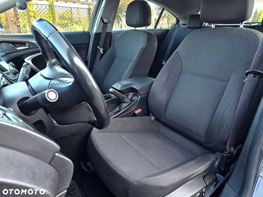 Opel Insignia 2.0 CDTI - 32