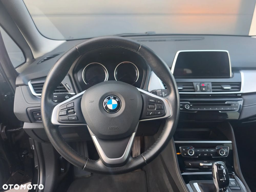 BMW Seria 2 218d Luxury Line sport - 19