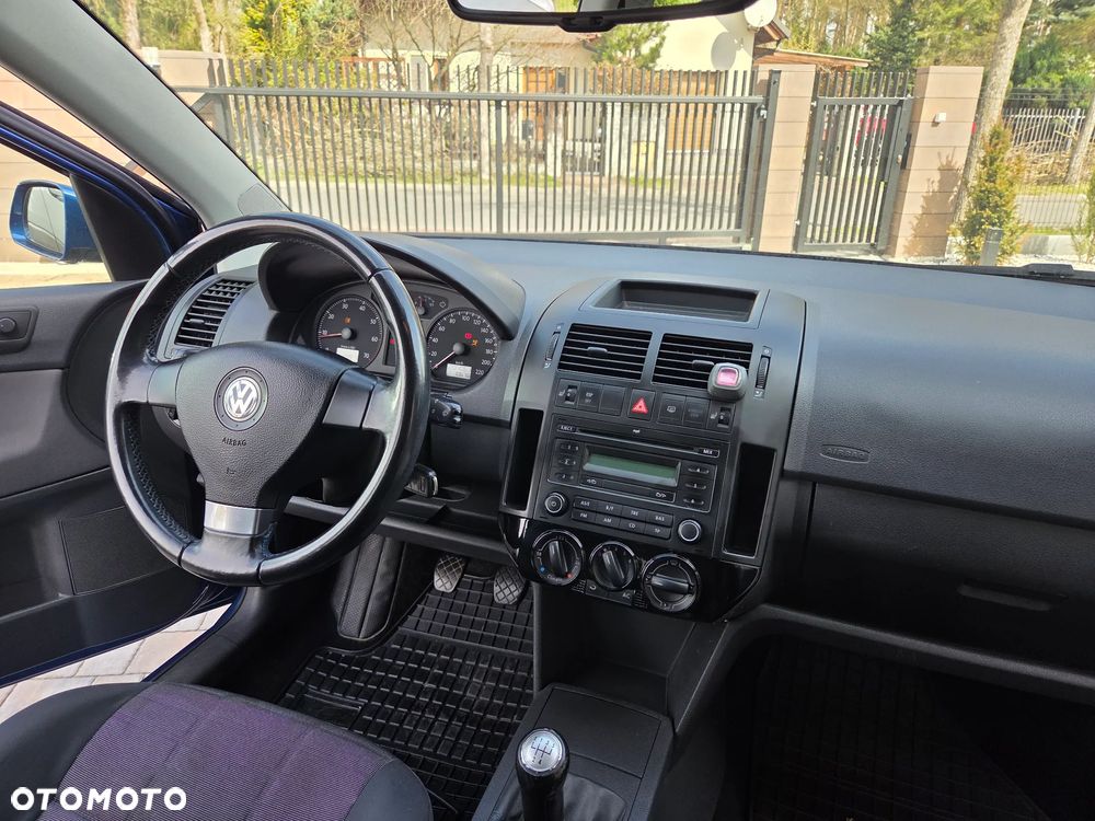 Volkswagen Polo - 12