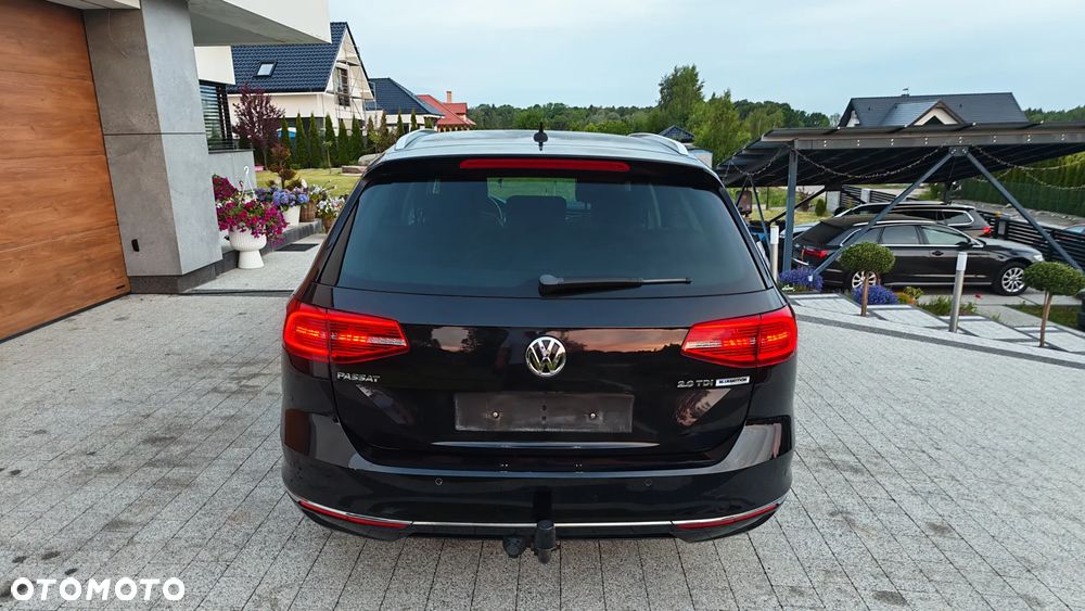 Volkswagen Passat Variant 2.0 TDI DSG (BlueMotion Technology) Highline - 34
