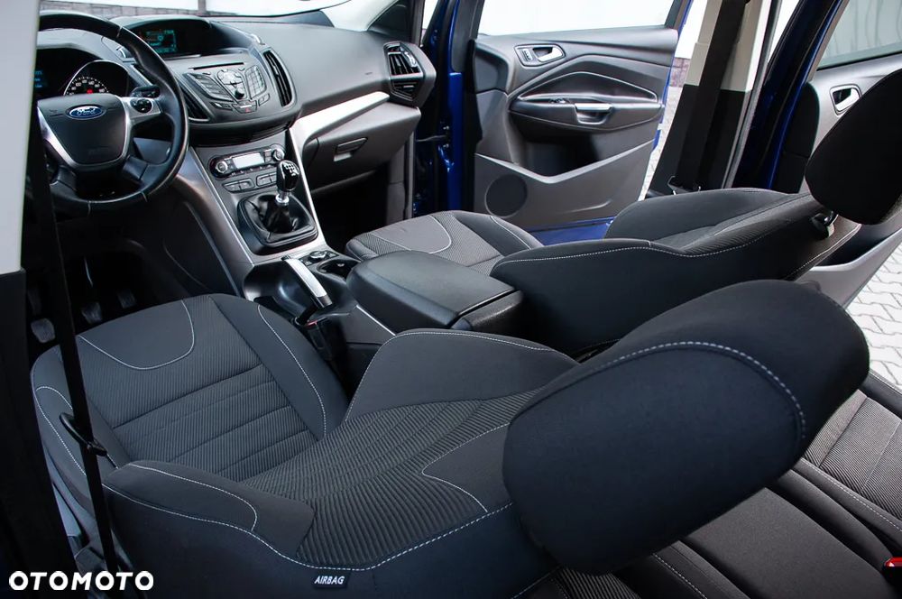 Ford Kuga 1.5 EcoBoost TITANIUM - 9