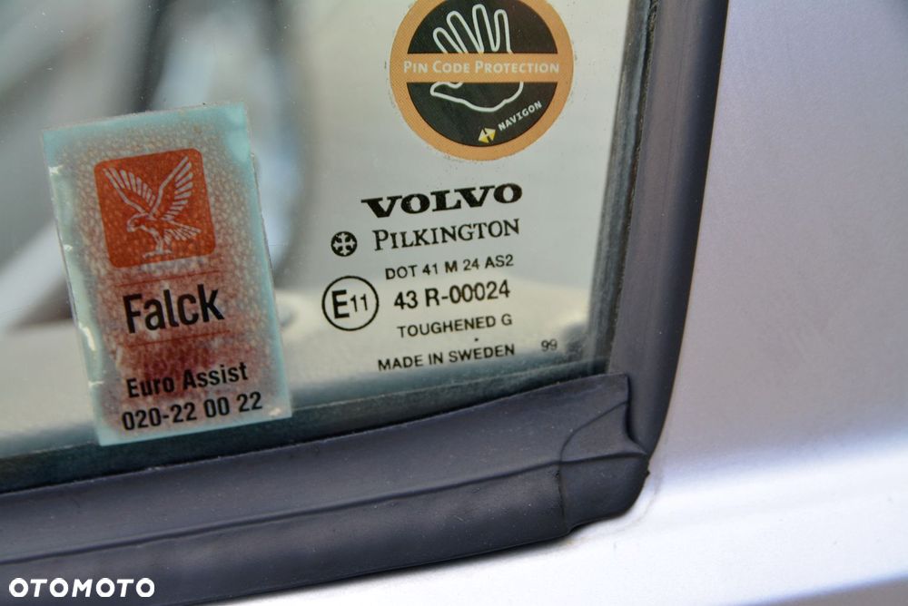 Volvo V70 2.5 - 37