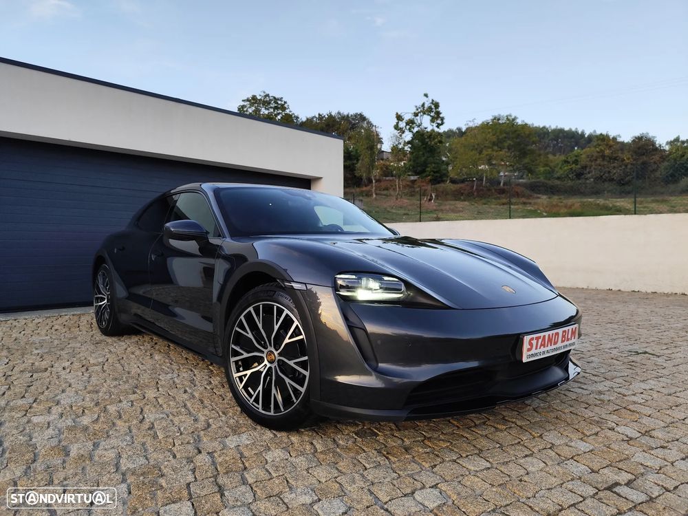 Porsche Taycan Sport Turismo Standard - 1