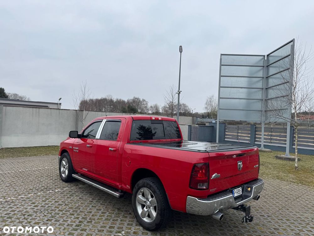 Dodge RAM - 8