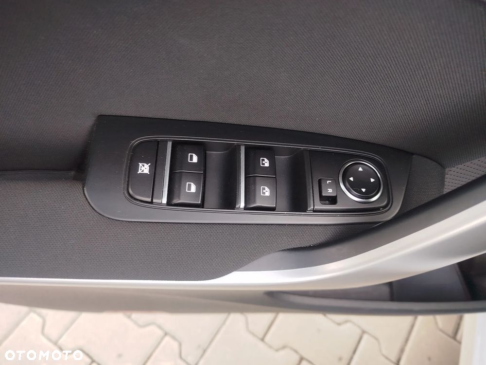 Kia Ceed 1.0 T-GDI 100 OPF Vision - 10