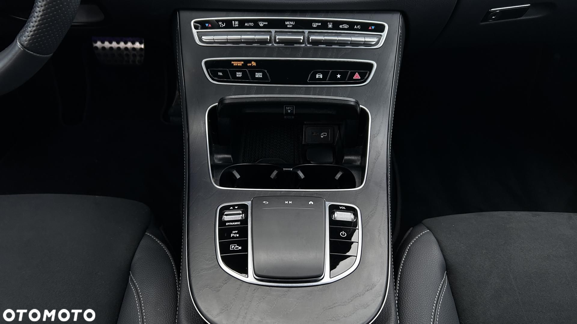 Mercedes-Benz Klasa E - 20