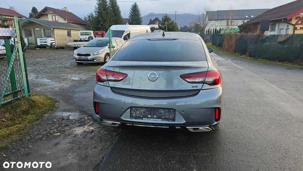 Opel Insignia 2.0 T 4x4 GSi + S&S - 6