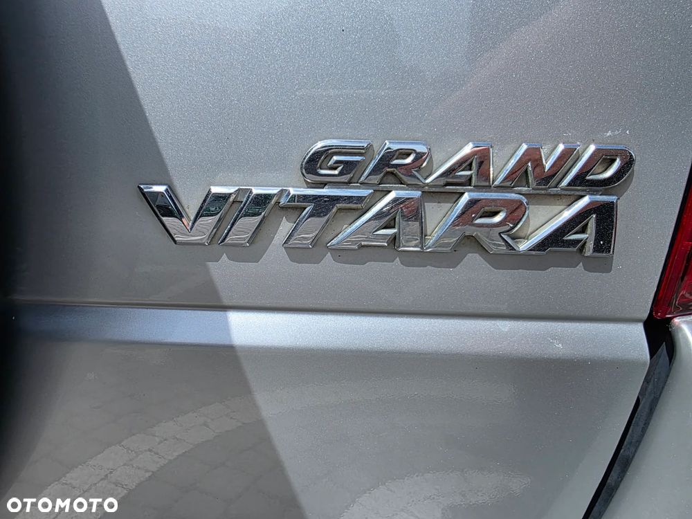 Suzuki Grand Vitara 1.9 DDiS - 10