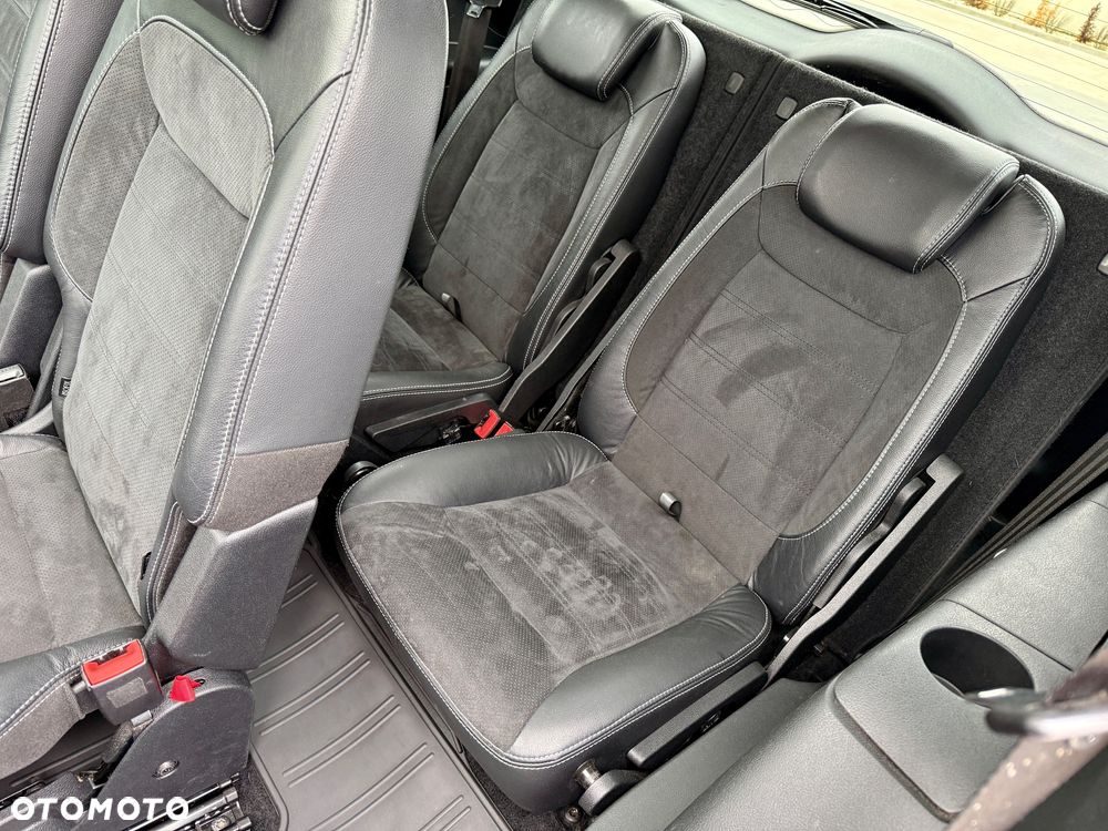 Ford S-Max 2.0 TDCi DPF Titanium X - 23