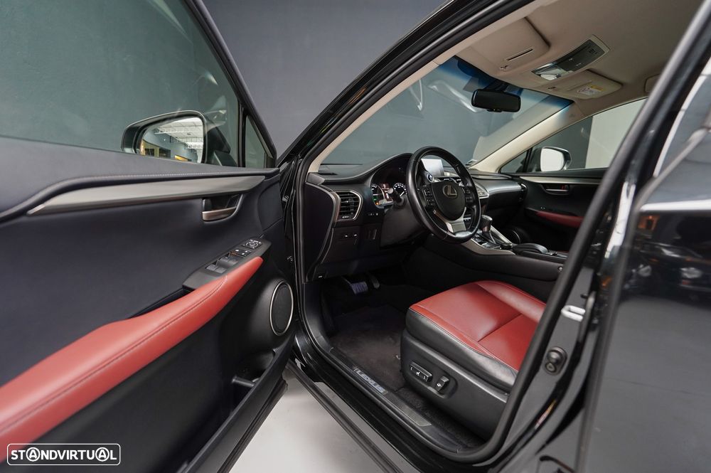 Lexus NX 300h Executive Plus 4WD - 14