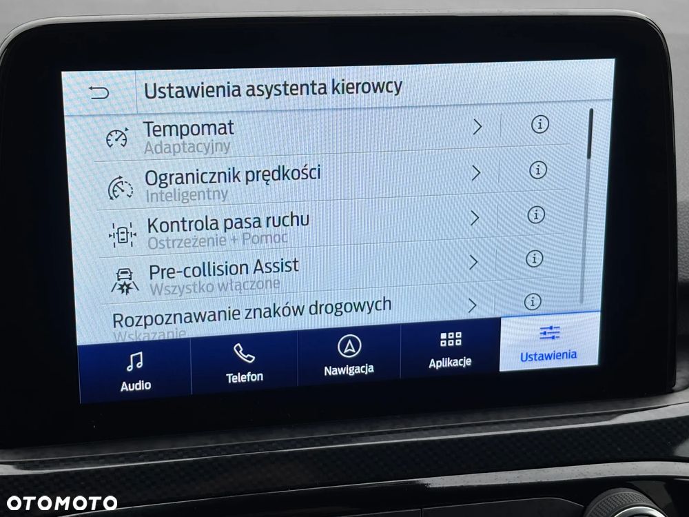 Ford Kuga 2.0 EcoBlue Hybrid ST-LINE - 24