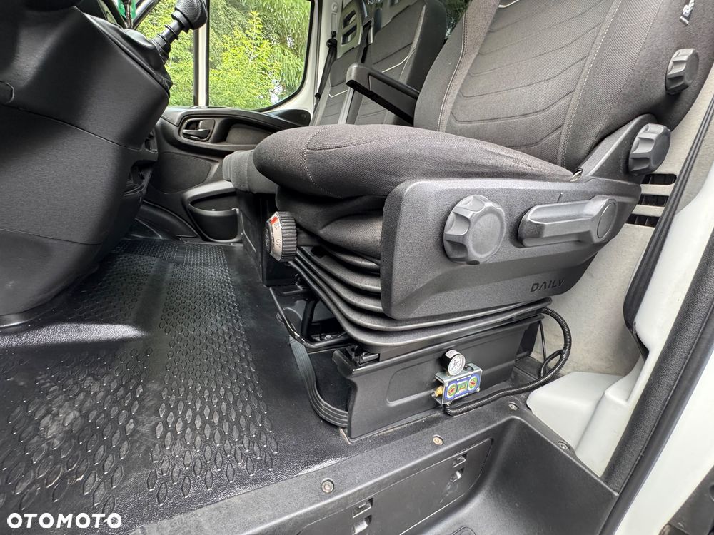 Iveco Daily - 27