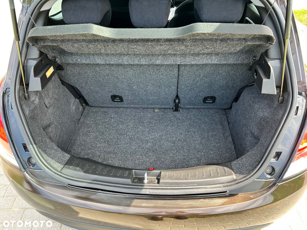 Lancia Ypsilon 0.9 Platinum S&S - 8