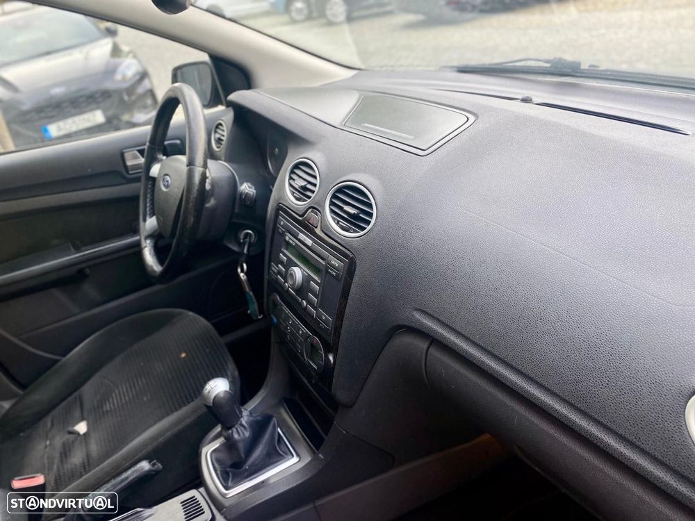 Ford Focus SW 1.6 TDCi Ambiente - 20