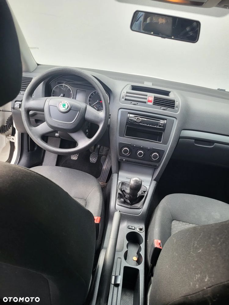 Skoda Octavia 1.6 Mint - 12