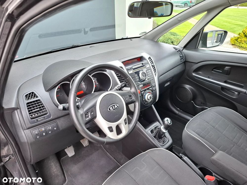 Kia Venga 1.4 CVVT Business Line - 19