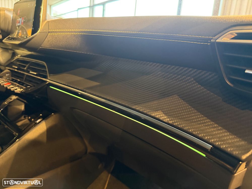 Peugeot e-2008 GT Pack - 35