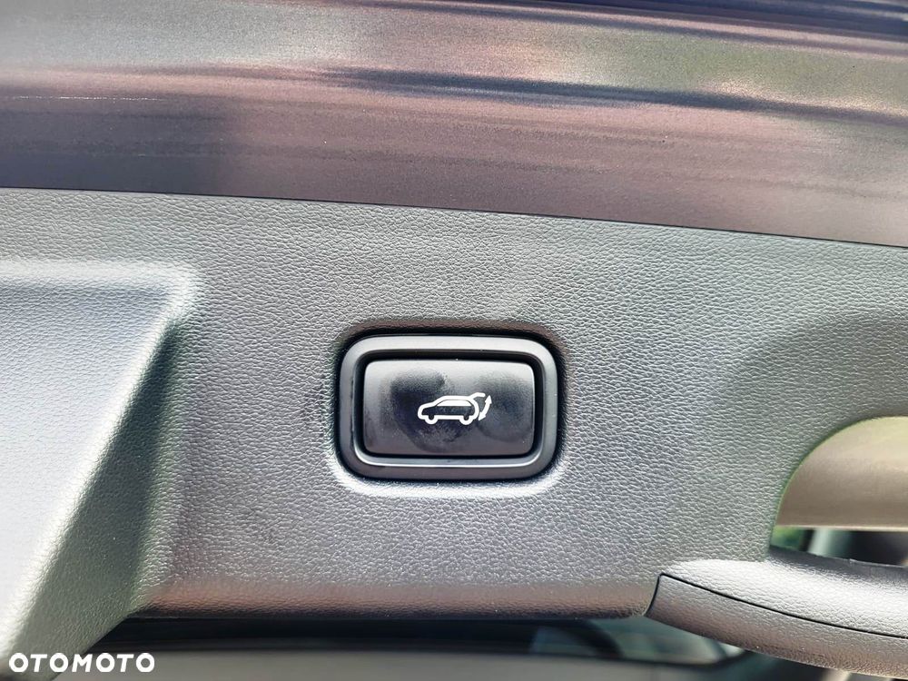 Hyundai Tucson 1.6 T-GDi HEV Platinum 2WD - 18