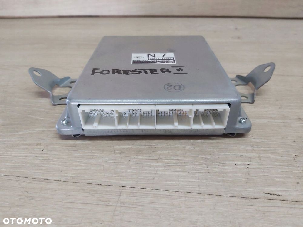 Subaru Forester II SG 2,0 komputer sterownik silnika 22611AK671 A18-000R7D - 3