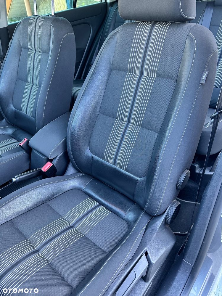 Volkswagen Golf Plus 2.0 TDI Highline - 10
