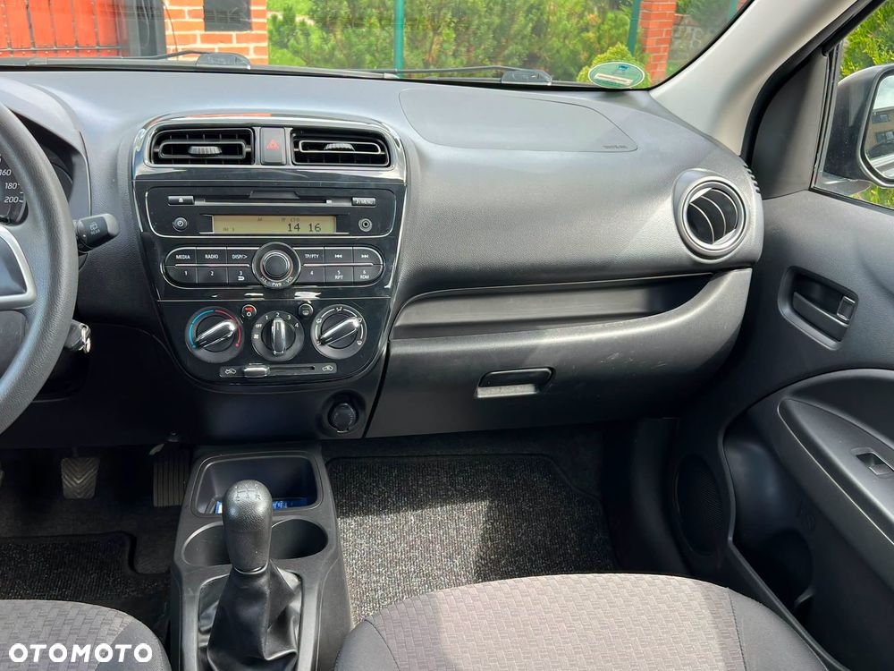 Mitsubishi Space Star 1.0 Entry - 10