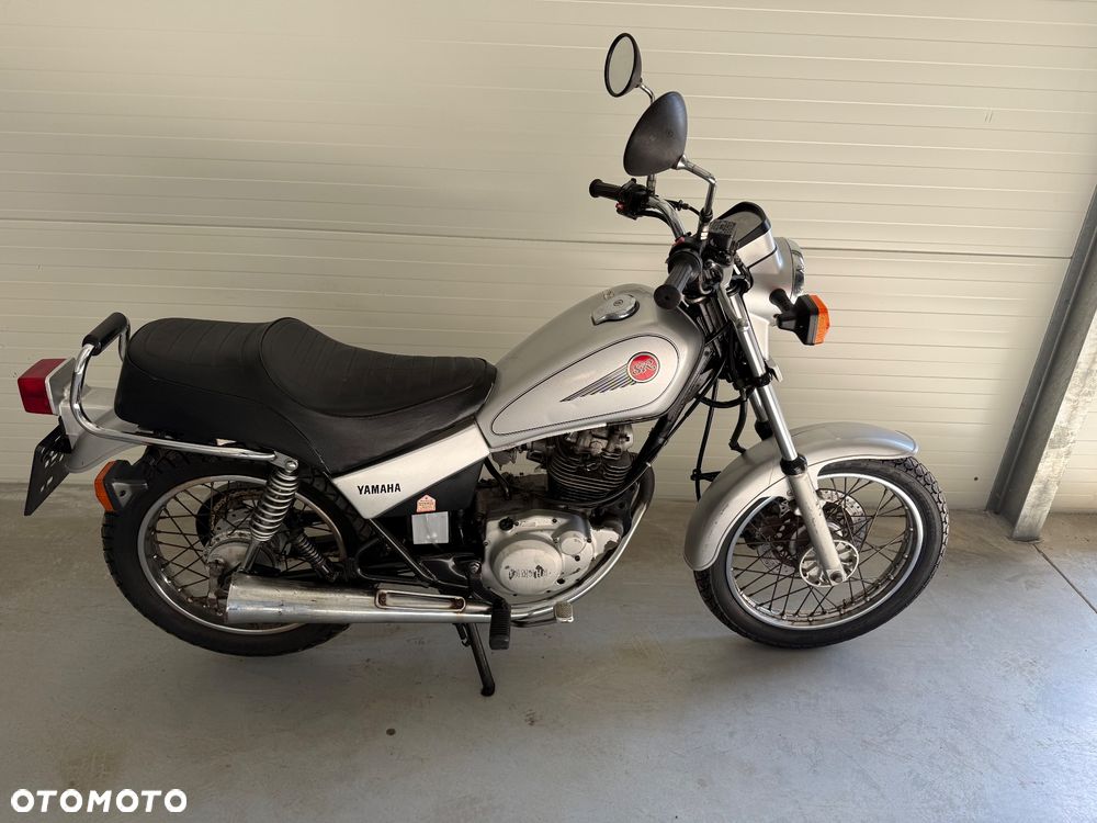 Yamaha SR - 11