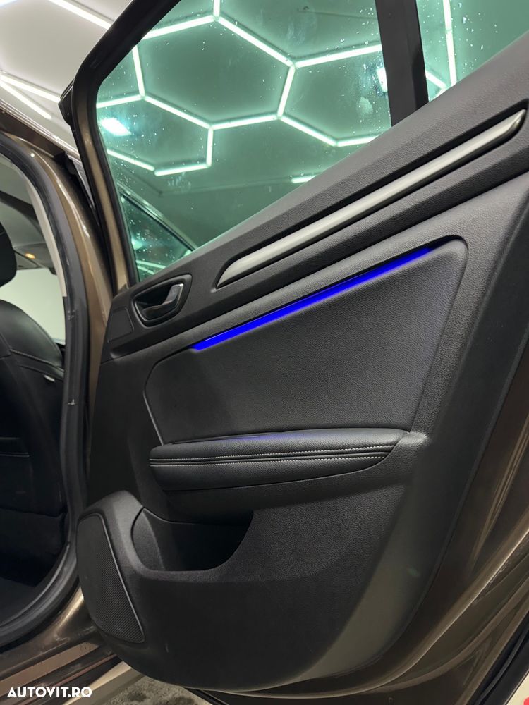 Renault Megane TCe 140 GPF Intens - 5