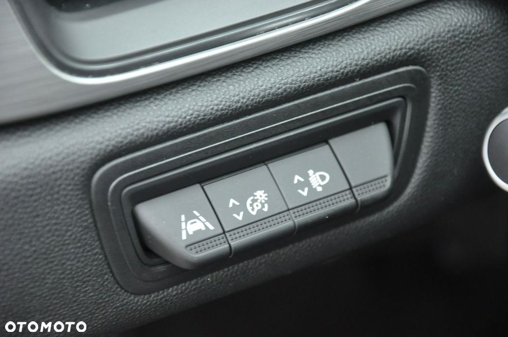 Renault Captur TCe 100 INTENS - 19