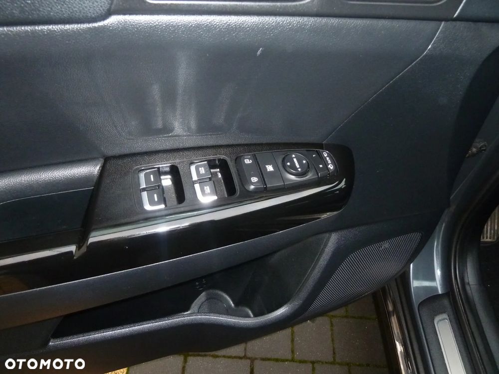 Kia Sportage 1.6 T-GDI AWD DCT GT LINE - 17