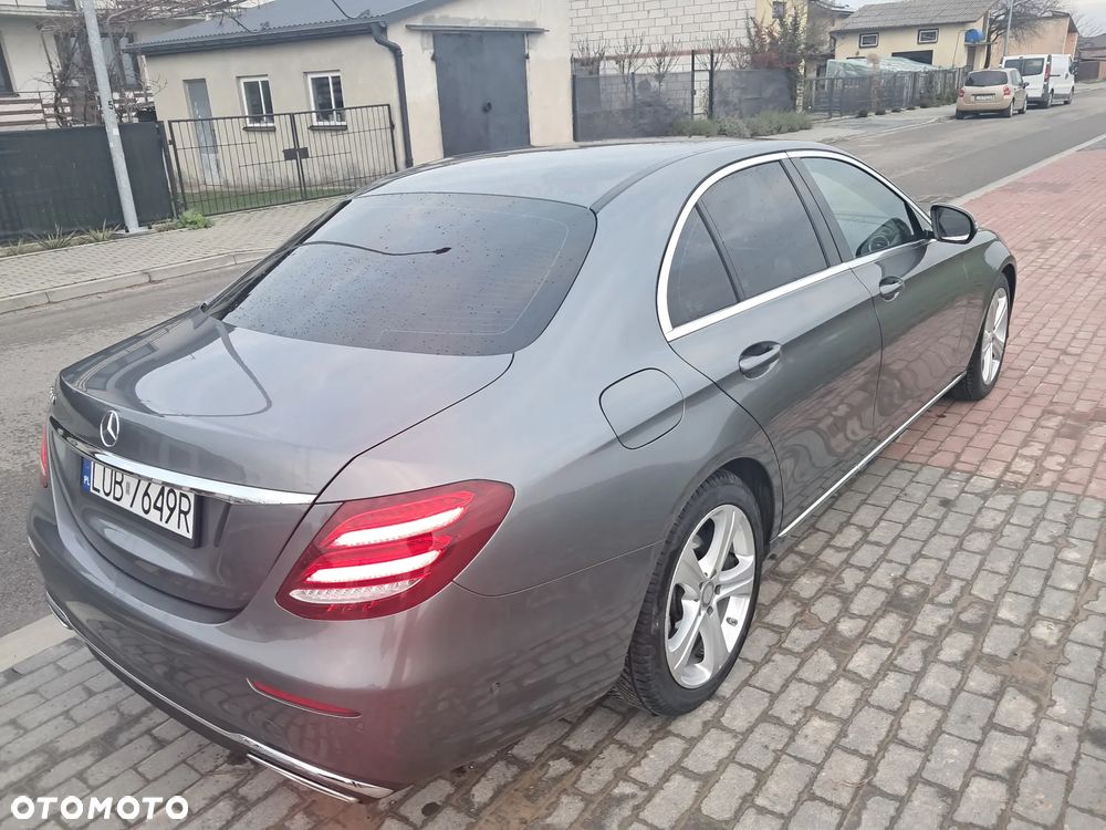 Mercedes-Benz Klasa E 200 9G-TRONIC - 4