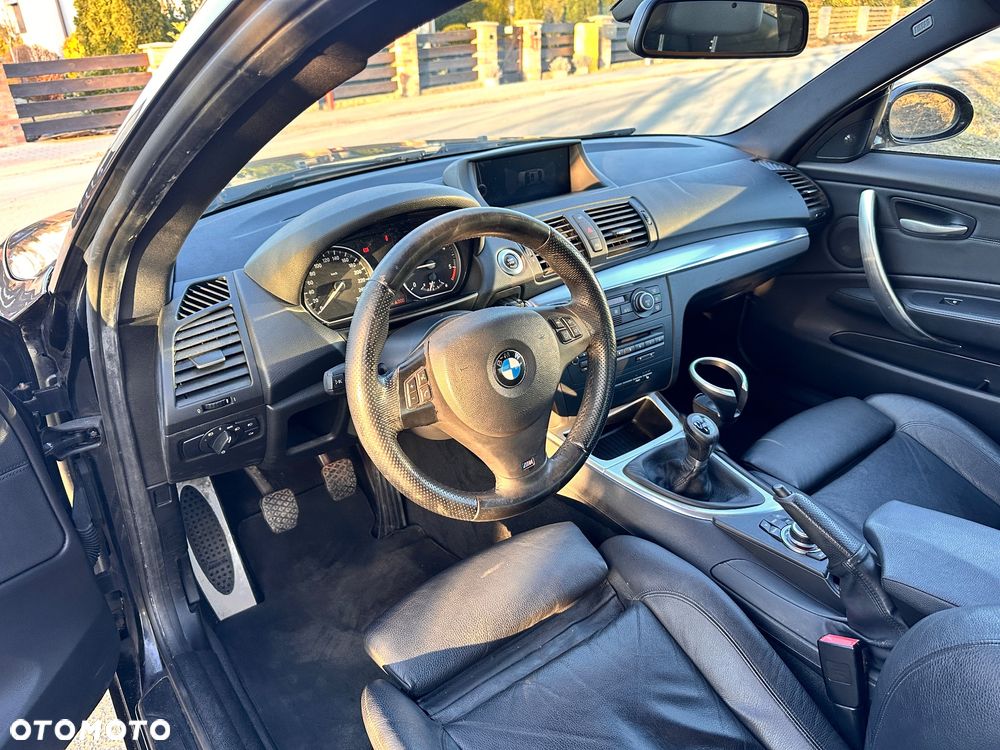 BMW Seria 1 123d DPF - 27