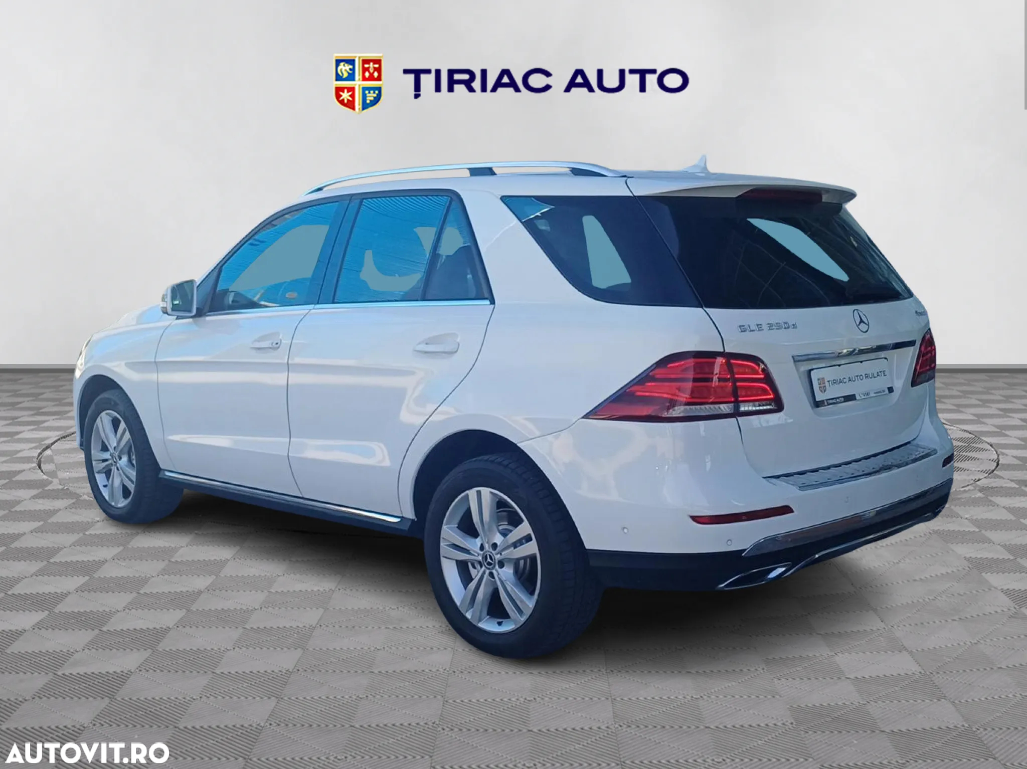 Mercedes-Benz GLE 250 d 4MATIC - 3