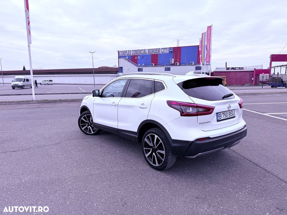 Nissan Qashqai 1.6 DCI Xtronic TEKNA+ - 8
