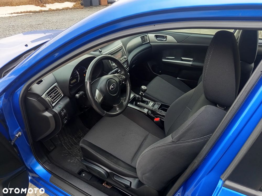 Subaru Impreza 2.0D Active - 10
