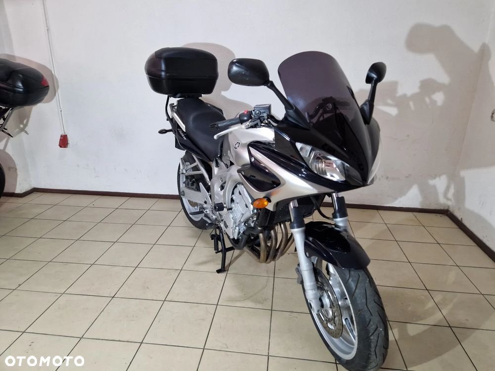 Yamaha FZ6 - 9