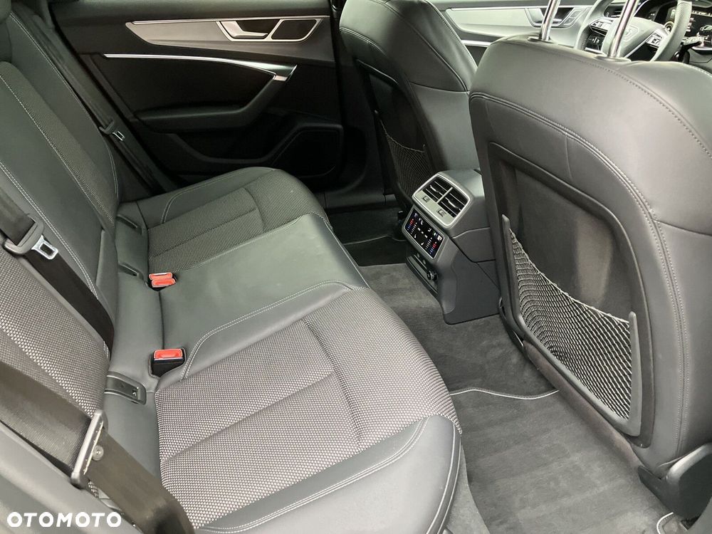 Audi A6 Avant - 16