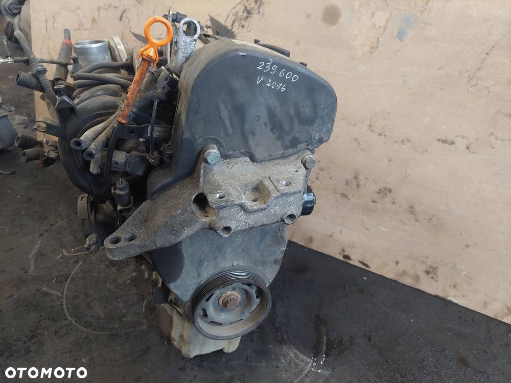 SILNIK BENZYNOWY SŁUPEK SEAT TOLEDO II 1.6 16V BCB - 2