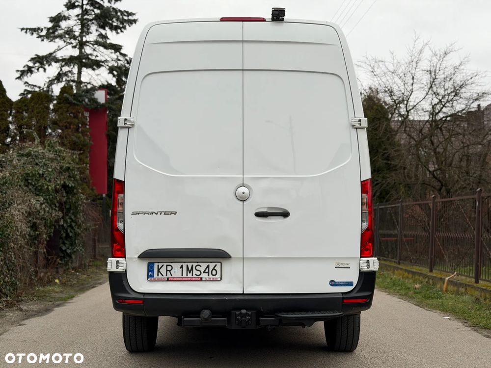 Mercedes-Benz SPRINTER - 5