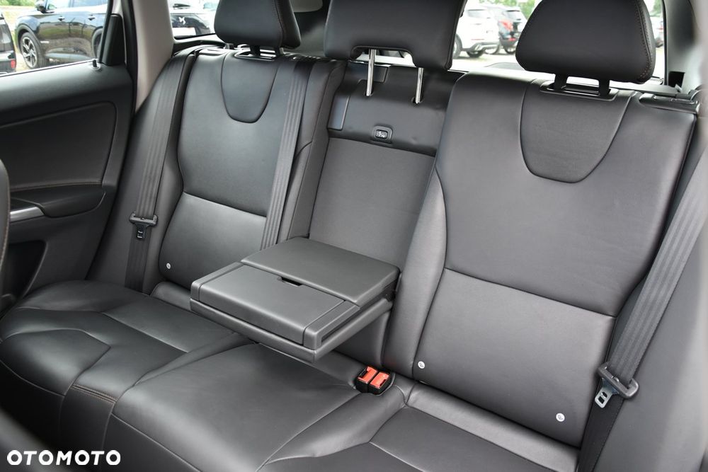 Volvo XC 60 D3 Summum - 22