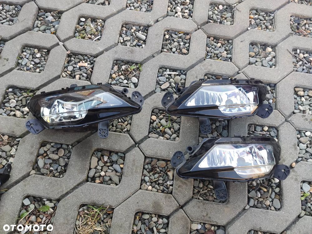 EU HALOGEN PRAWY LEWY PRZÓD OPEL ASTRA K V 19- NOWY ORG - 1