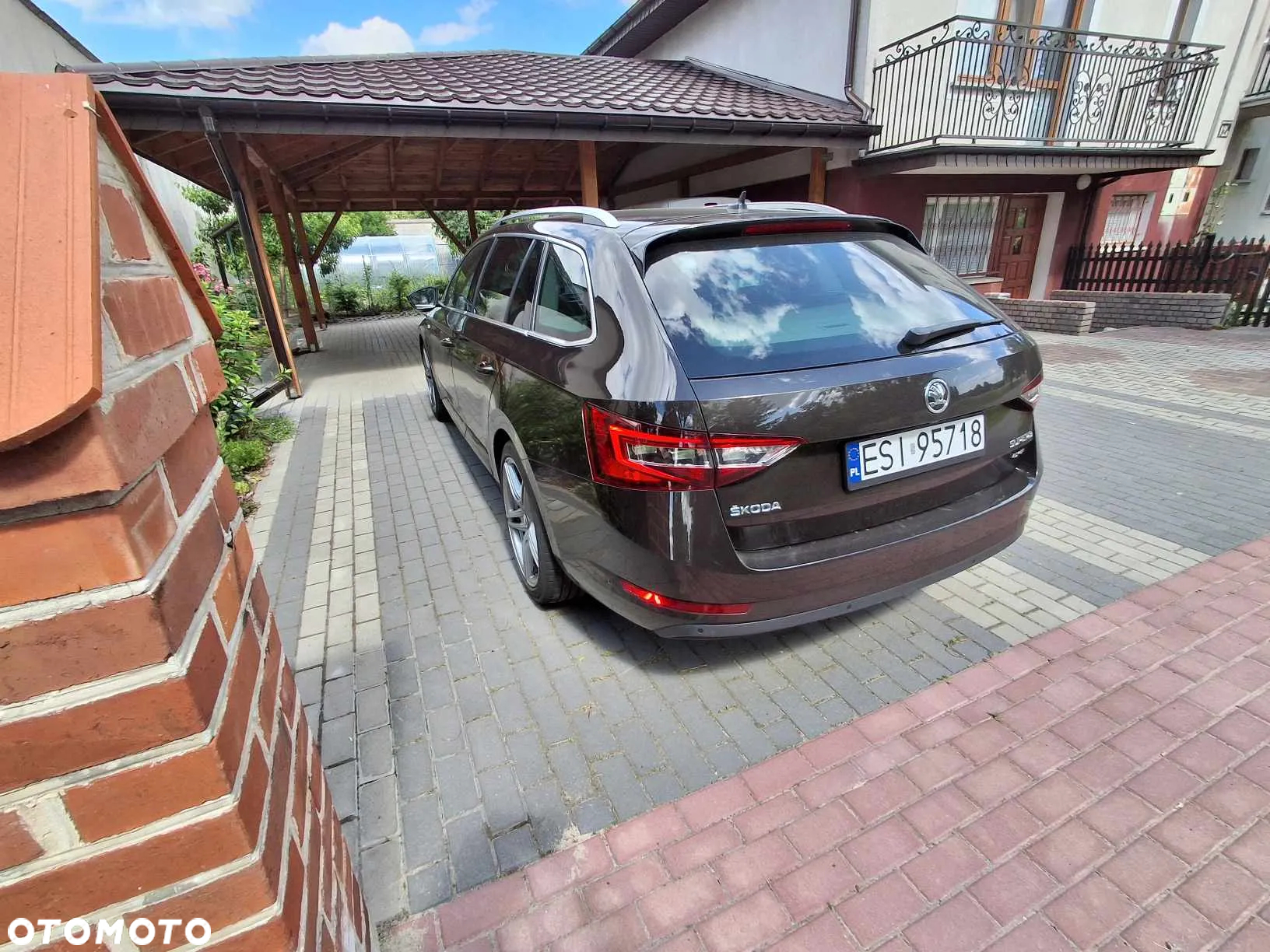 Skoda Superb 2.0 TDI 4x4 L&K DSG - 6