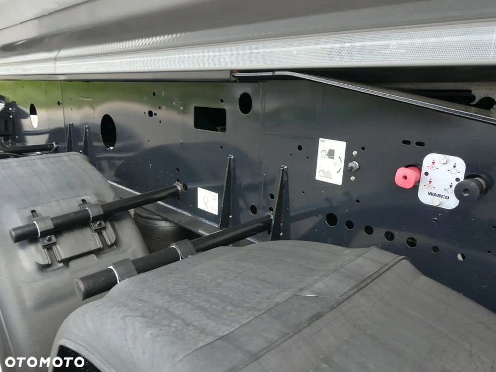 Meiller WYWROTKA STALOWA 26m3/ RYNNA / PRZEBIEG 130 TYS KM / - 25