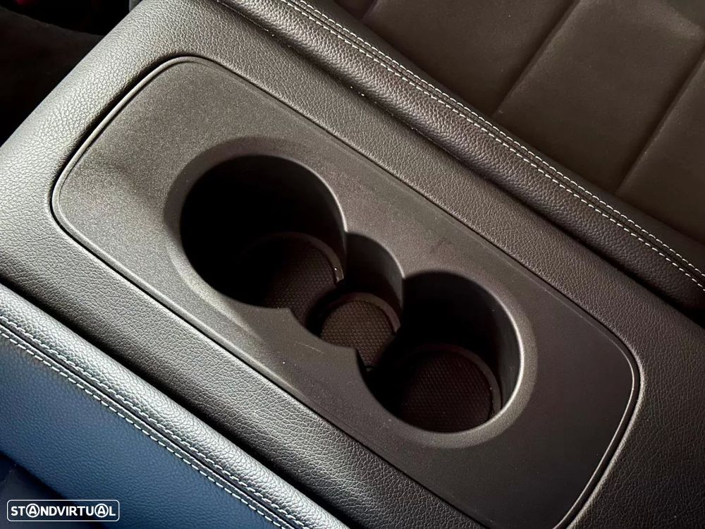 Mercedes-Benz E 220 d AMG Line - 17