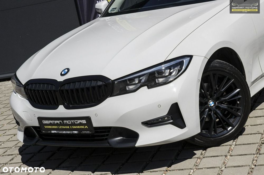 BMW Seria 3 318i Sport Line - 7