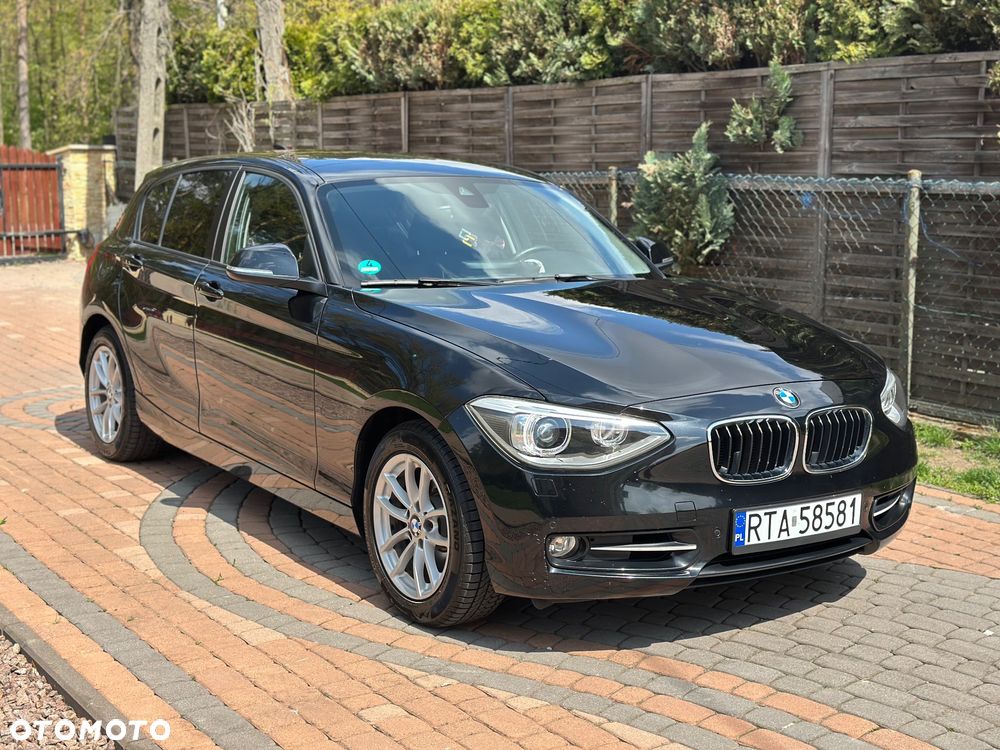 BMW Seria 1 120d Sport-Aut Sport Line - 2